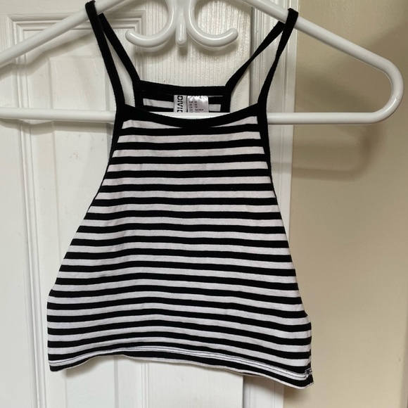 2 Small H&M Divided Stripped Crop Tops - Picture 8 of 9